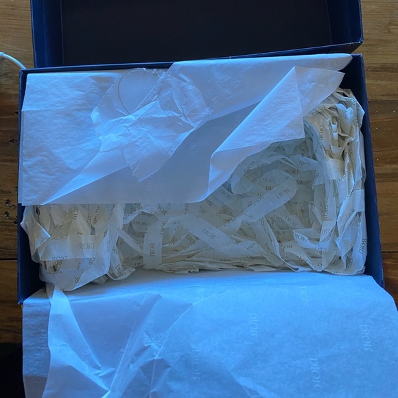 Navy Blue & Gold Dior Gift Box With Tissue Paper - Picture 3 of 3